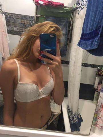 Камилла